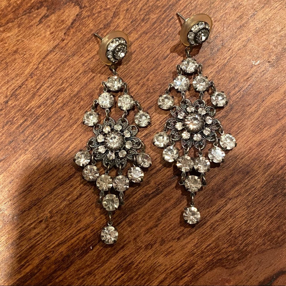 Nicole miller drop earrings